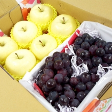 【鮮果日誌】金蘋禮讚葡萄禮盒(日本金星蘋果6入+巨峰葡萄2.5台斤)